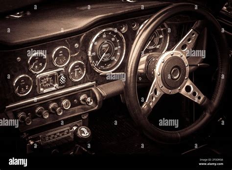 Triumph Tr4a Dashboard