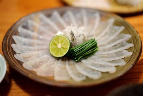 Japanese Cuisine: Why Do Japanese Eat Fugu? | Motivist Japan