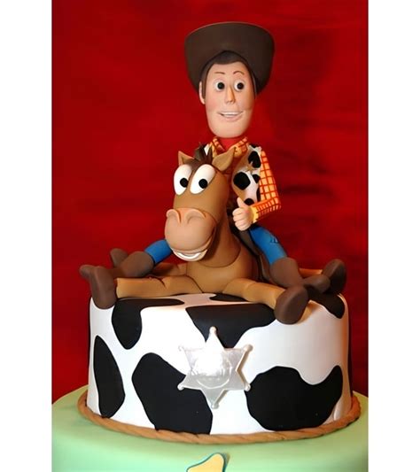 Woody & Bullseye Cake, theflowershop.ae 40734