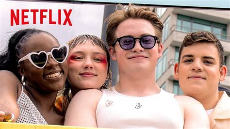 The Heartstopper Cast At Pride in London 🍂🌈 | Netflix - YouTube