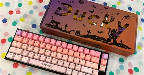 Ducky Halloween Theme Keycaps Review