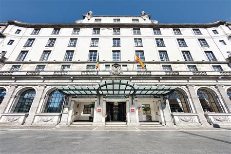 HOTEL RIU PLAZA THE GRESHAM DUBLIN: UPDATED 2021 Reviews, Price ...