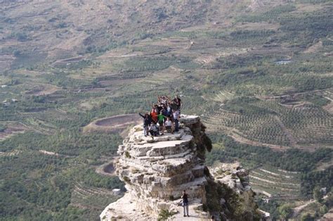 Rweiss - Lebanon / Hiking | Lebanon culture, Beirut lebanon, Summer getaway