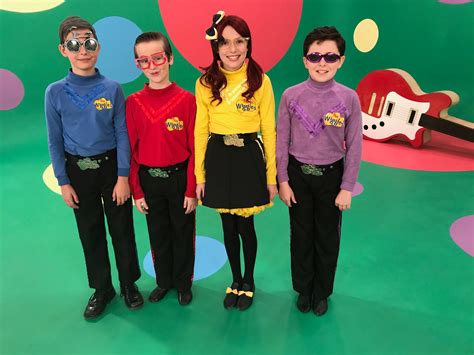 The Wiggles - 👓 The Little Wiggles have got their glasses...