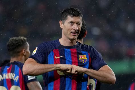 Lewandowski guarantees a title challenge - can he help Barcelona lift the Champions League ...