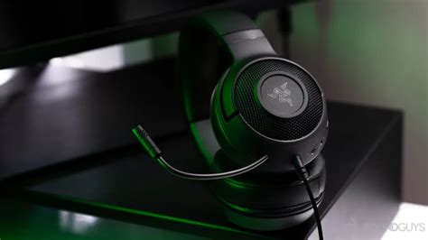 What Razer Headset has the Best Mic? | Headphonesaver