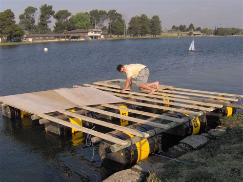 How to build a houseboat from a pontoon boat ~ Plans for boat