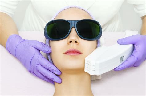 Does laser hair removal work on dark skin?