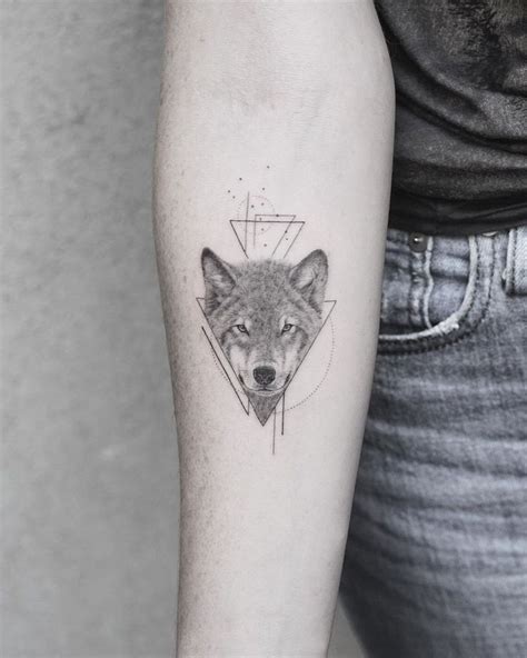 Evgenii Andriu on Instagram: “Wolf 🐺 / Lupus constellation” | Lupus tattoo, Wolf tattoos, Baby ...