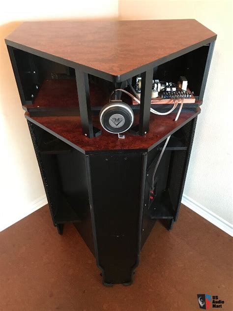 Klipsch Klipschorn Speakers Photo #1944512 - US Audio Mart