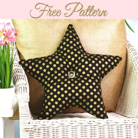 Star Pillow Pattern - Free Pattern Template | TREASURIE