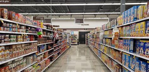 Meijer store in Avon, Ohio (late on opening day) | Taken at … | Flickr