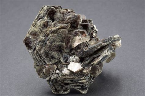 Muscovite (mica) - Steetley Minerals