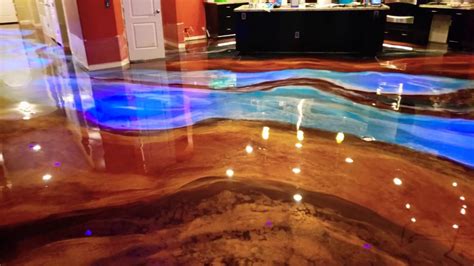 Glowing Metallic Epoxy Floor - YouTube