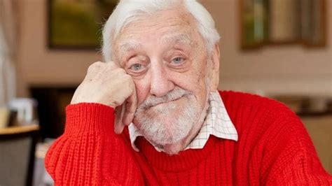 Star of "Doctor Who" and "The Wombles" Bernard Cribbins passed away at the age of 93. | The ...