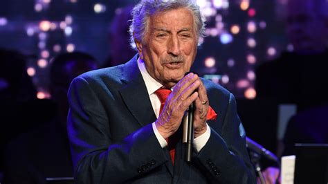 Legendary singer Tony Bennett dies at 96