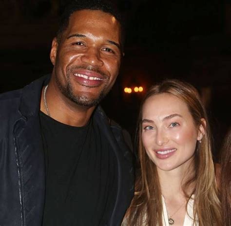 GMA's Michael Strahan's rarely-seen model girlfriend and daughter wow ...