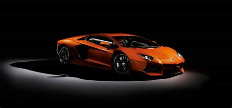 Lamborghini Aventador: Lamborghini Aventador Price