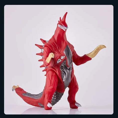 Bandai unveil new Godzilla vs. Gigan Rex vinyl figures!