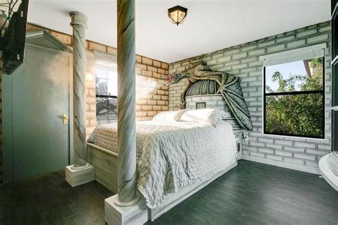 Amazing Harry Potter and Wizarding World Themed Airbnb Rentals ...