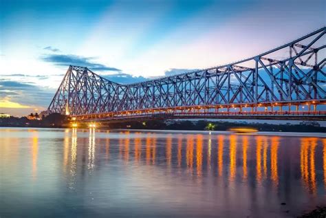 This Floating Hotel In Kolkata's Hoogly River Offers Spectacular Views ...