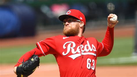 Reds: Sean Doolittle isn’t fooling anyone with his fastball