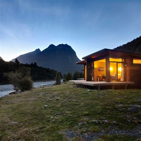 Accommodation in Milford Sound - Milford Sound