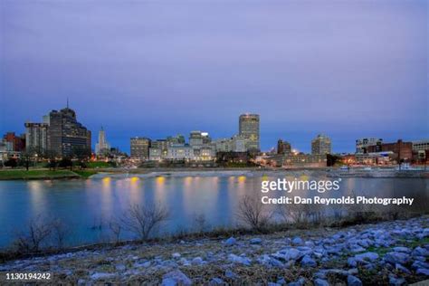 33 Memphis Skyline Night Stock Photos, High-Res Pictures, and Images ...