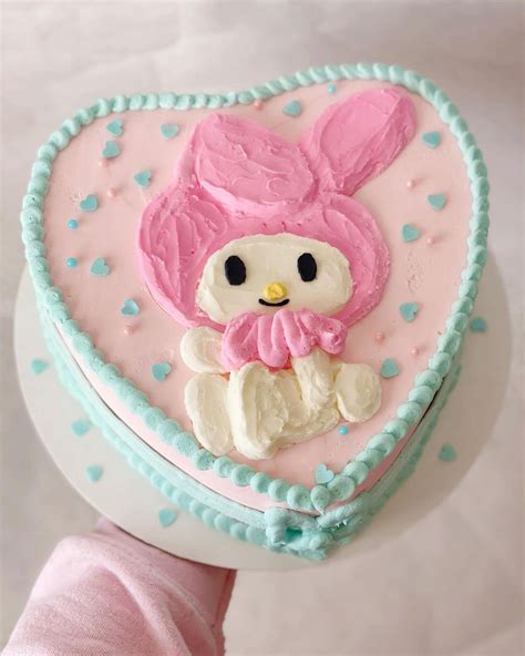 🎂 𝒦𝒾𝓉𝒸𝒽𝑒𝓃 𝒫𝓇𝒾𝓃𝒸𝑒𝓈𝓈 👩‍🍳 on Instagram: “🎀Another cute My Melody cake especially made for Paloma 💖 ...