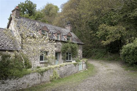 Welsh cottage | Welsh cottage, Cottage exterior, Coastal cottage