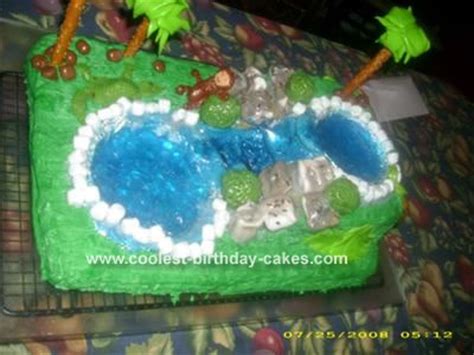 Cool Homemade Waterfall Cake Idea