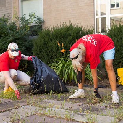 Valu Crew Revitalizes Courtyard At North Park Junior High School