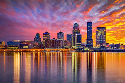 The Louisville Skyline Sunset | Louisville, Kentucky | Jared Weber Photography
