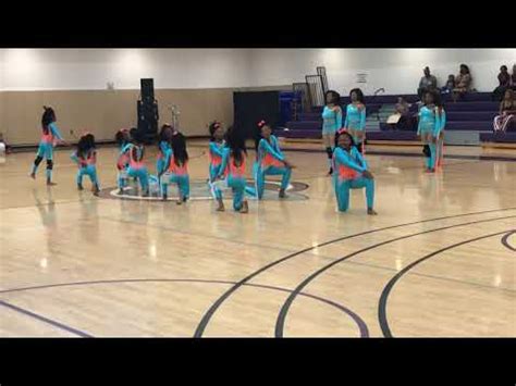 BUCK FOR THE MONEY DANCE COMPETITION “Dancing Cloverleafs” - YouTube