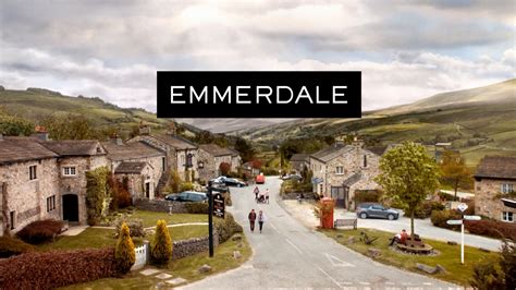 Emmerdale recap: Aaron's father Gordon returns, Ashley reveals his ...