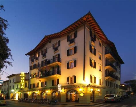 Hotel Augustus Forte dei Marmi 5 Stelle Lusso | Versiliamo.com