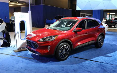 2021 Ford Escape PHEV: Five Things to Know - The Car Guide