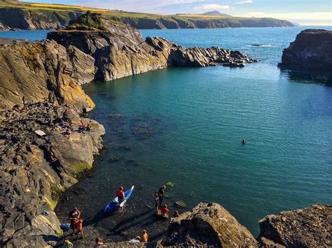 Top 10 Incredible Water Parks In The Uk - Globe Migrant