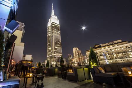 Monarch Rooftop Lounge Restaurant New York NYC NY Reviews | GAYOT