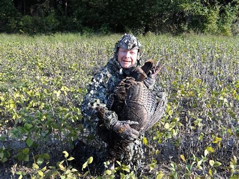 Fall Wild Turkey Hunting 101: Tips For Beginners From The Experts