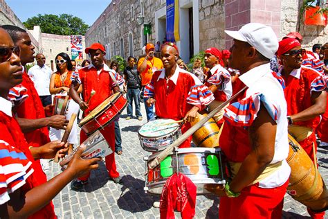 DeepenDance | La storia dei balli caraibici tra identità cubana e cultura