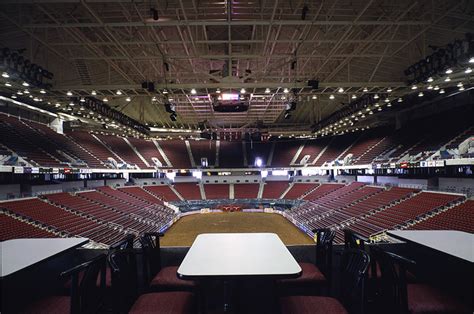 NORTH LITTLE ROCK - Simmons Bank Arena (17,000) | SkyscraperCity Forum