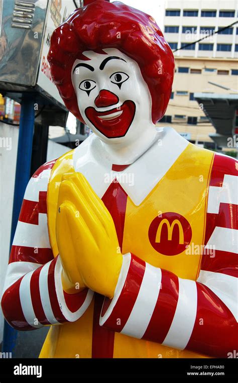 Ronald mcdonald statue thailand hi-res stock photography and images - Alamy