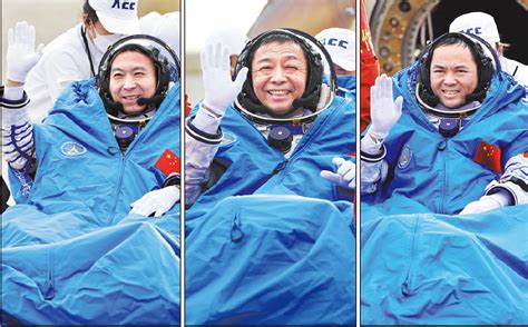 Shenzhou XV crew returns safely to Earth - Chinadaily.com.cn