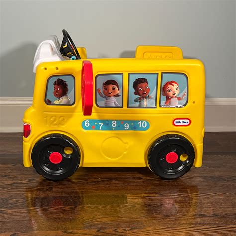 LITTLE TIKES SCHOOL BUS