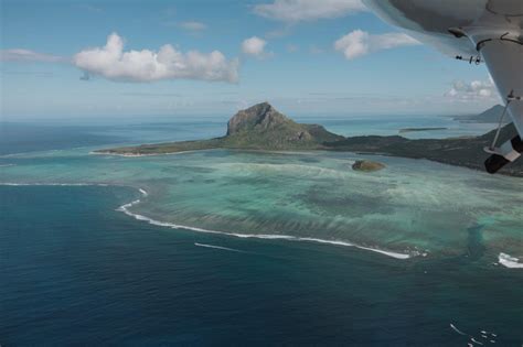 Flying Over Mauritius' Underwater Waterfall | Jana Meerman