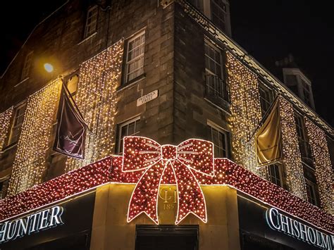 18 Magical Places in Edinburgh to See Christmas Lights and Decor