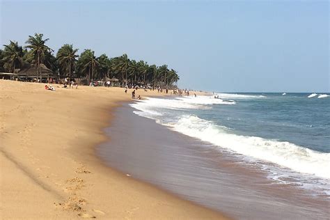 Ein bisschen Strand in Togo | traveloskop