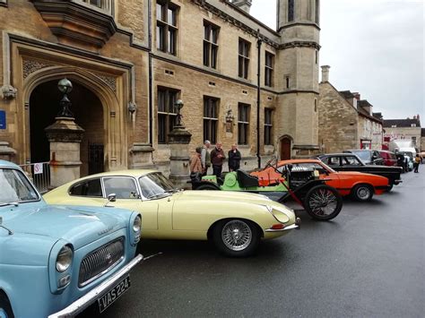 Oundle Vintage Festival is a success, raising £10,000