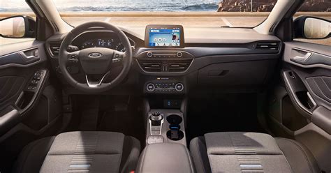 Ford Focus Interior | Cabinets Matttroy